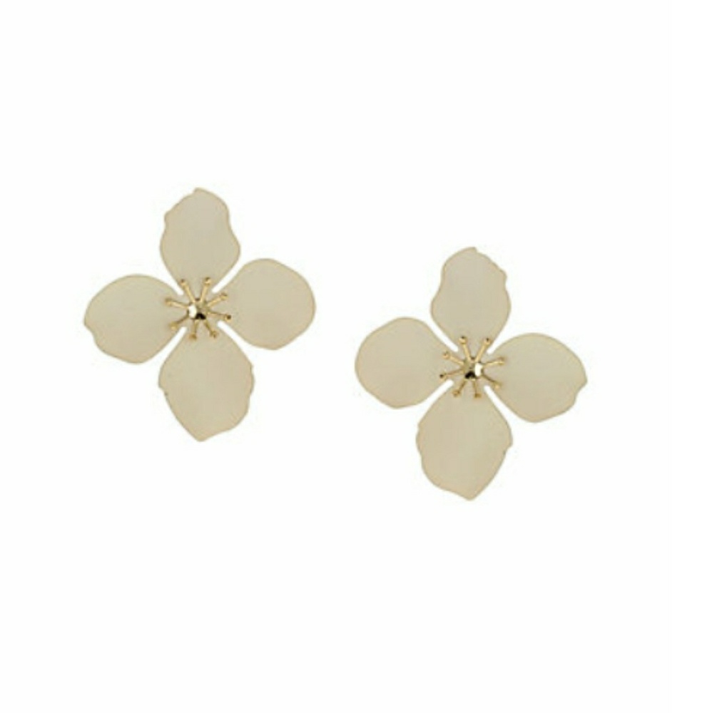 Sparkling sage 14k plated resin flower earrings
